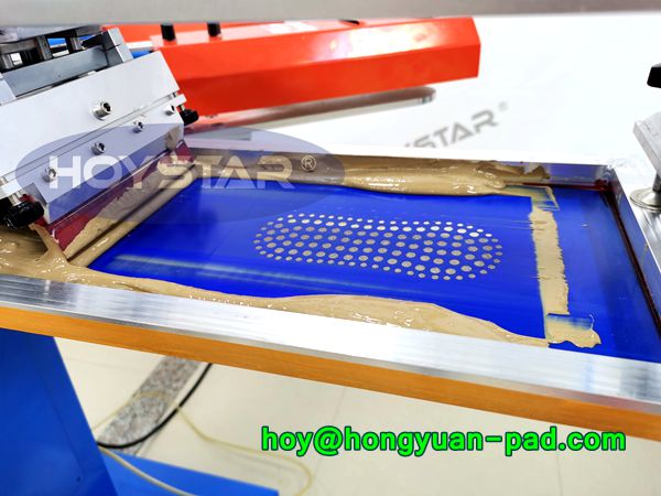 water based screen printing machine,machine to put silicone on invisible socks,socks water based puff sock printing machine,socks silicone printing machine,screen printing machine for socks,invisible socks silicone print machine,socks printing machine